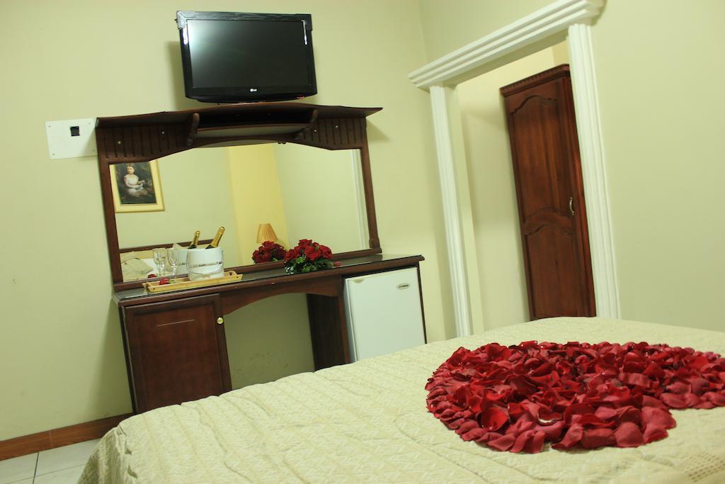 Hotel Plaza Central Huaquillas Chambre photo