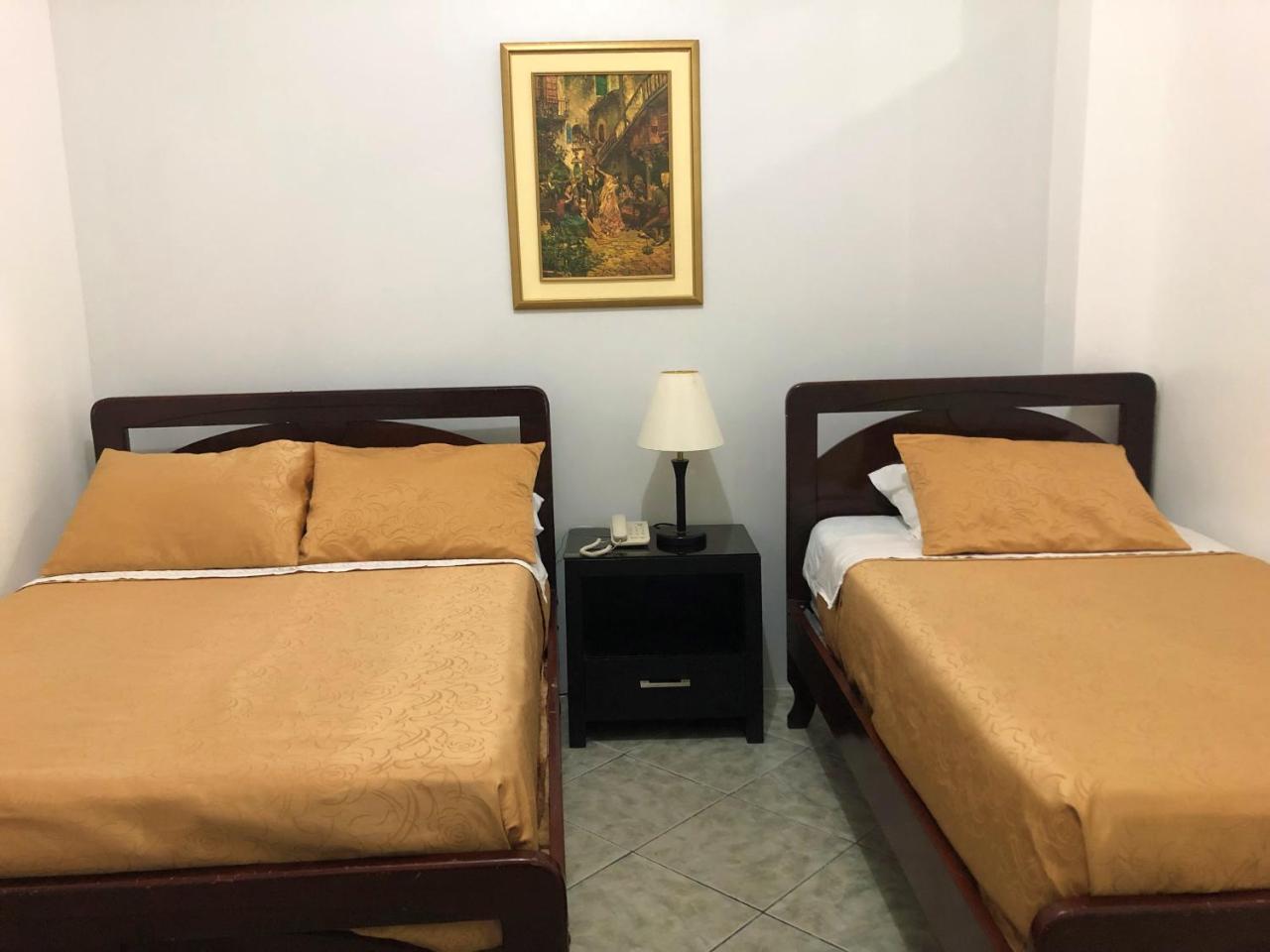 Hotel Plaza Central Huaquillas Chambre photo